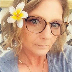 Meet your Posher, Tracy